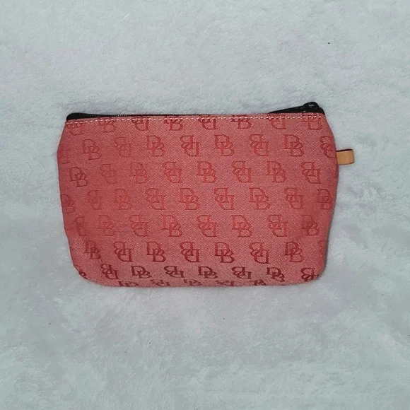 Dooney & Bourke Medium Shopper Tote &  Zippered Pouch Set - Picture 13 of 16